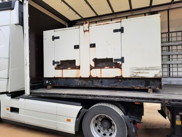 SDMO 200 kVa Cummins - Groupe électrogène: photos 1 SDMO 200 kVa Cummins - Groupe électrogène: photos 1