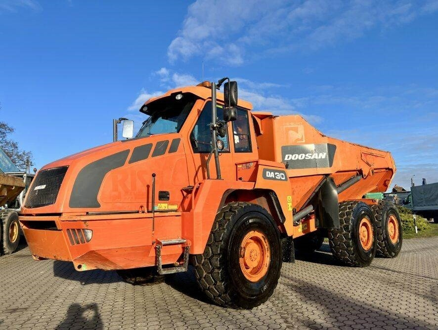 Doosan DA30 - Tombereau articulé: photos 2 Doosan DA30 - Tombereau articulé: photos 2