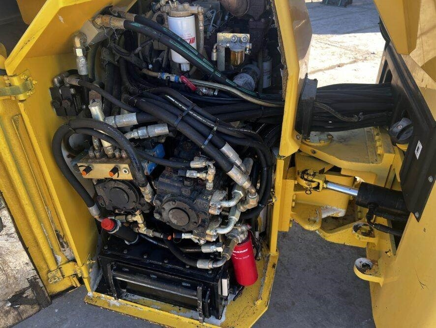 Rouleau compresseur Dynapac CC422 A/C: photos 10