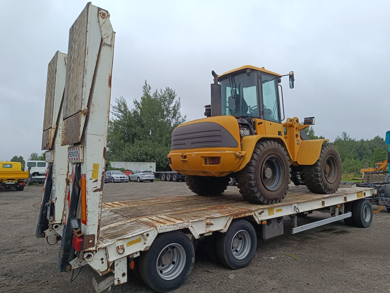 Remorque porte-engin surbaissée ACTM 3 osie 8m x 2,55 m lad 25 T: photos 10 Remorque porte-engin surbaissée ACTM 3 osie 8m x 2,55 m lad 25 T: photos 10