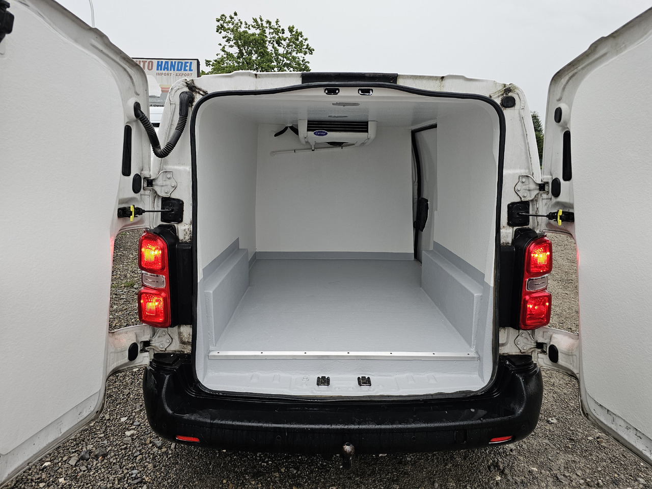 PEUGEOT Expert CHLODNIA THERMOKING KLIMA EURO6 - Utilitaire frigorifique: photos 2 PEUGEOT Expert CHLODNIA THERMOKING KLIMA EURO6 - Utilitaire frigorifique: photos 2