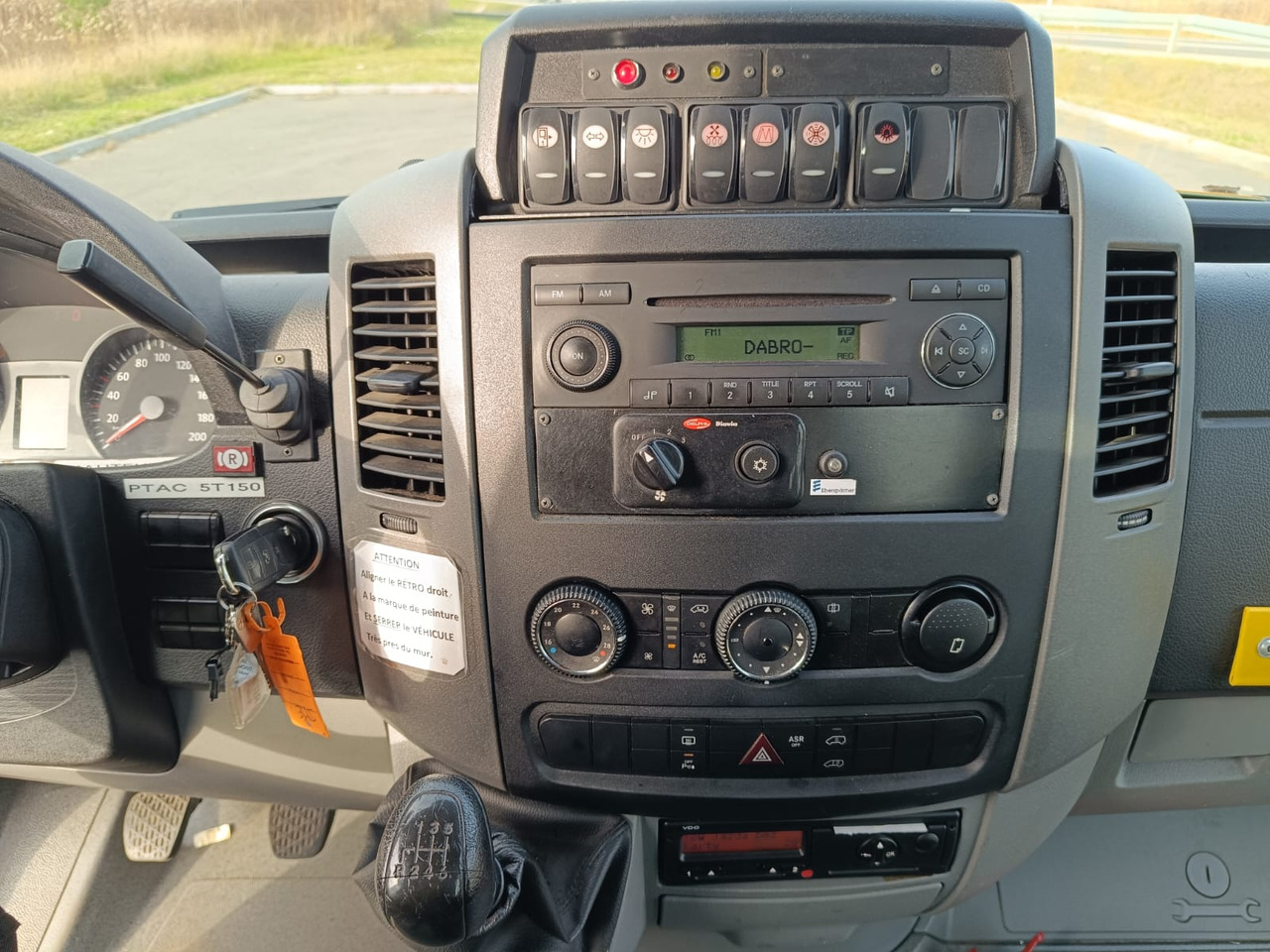 Autocar VOLKSWAGEN CRAFTER 23 OSOBY KLIMA WEBASTO KAMERA RETARDER HAK EURO5: photos 15