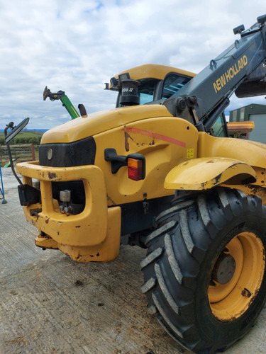 2000 New Holland LM420 - Chariot télescopique: photos 4 2000 New Holland LM420 - Chariot télescopique: photos 4