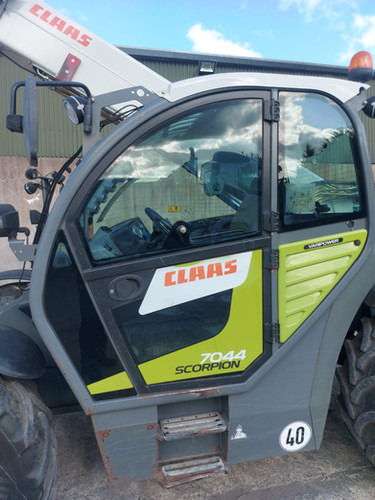 Claas Scorpion 7044 - Chariot télescopique: photos 5 Claas Scorpion 7044 - Chariot télescopique: photos 5