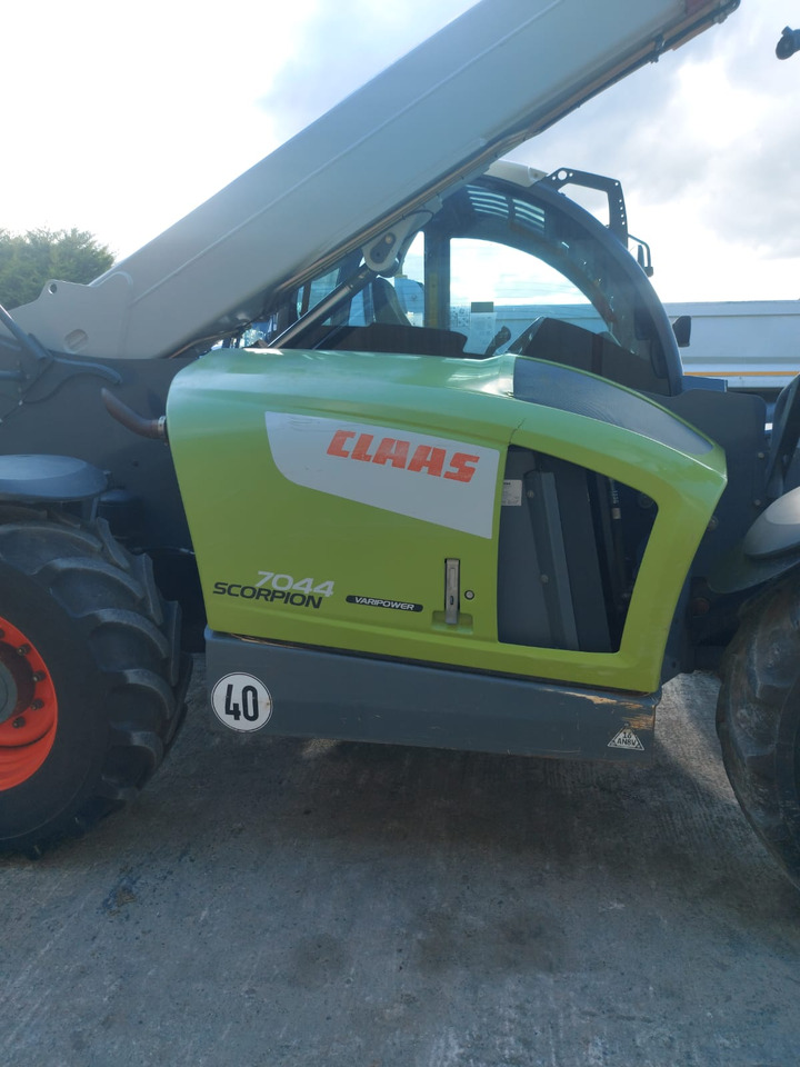 Claas Scorpion 7044 - Engins de chantier: photos 4 Claas Scorpion 7044 - Engins de chantier: photos 4