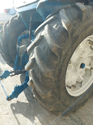 Tracteur agricole Ford TW-20: photos 14