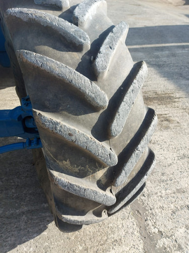 Tracteur agricole Ford TW-20: photos 11