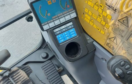 KOMATSU PC240LC-8 - Pelle sur chenille: photos 3 KOMATSU PC240LC-8 - Pelle sur chenille: photos 3