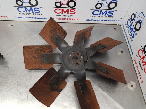 Case 5140, 5120, 5130, 5150, Engine Cooling Fan A173545 - Ventilateur: photos 4 Case 5140, 5120, 5130, 5150, Engine Cooling Fan A173545 - Ventilateur: photos 4