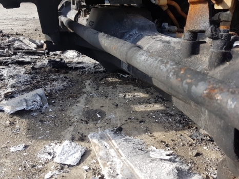 Case Maxxum 130, Puma Steyr Profi Front Axle Casting Housing 87555903, 87633170 - Essieu avant pour Tracteur agricole: photos 2 Case Maxxum 130, Puma Steyr Profi Front Axle Casting Housing 87555903, 87633170 - Essieu avant pour Tracteur agricole: photos 2