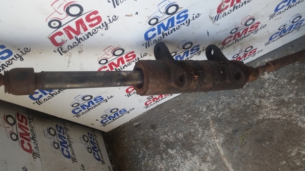 Caterpillar Th 406, 407, 336, 337 Rear Axle Steering Cylinder 320-7290 - Commande de gouvernail pour Chariot télescopique: photos 2 Caterpillar Th 406, 407, 336, 337 Rear Axle Steering Cylinder 320-7290 - Commande de gouvernail pour Chariot télescopique: photos 2