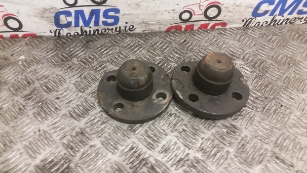 Caterpillar Th 406, 407, 336, 337 Rear Front Axle King Pin Bottom Pair 320-7371 - Commande de gouvernail pour Chariot télescopique: photos 2 Caterpillar Th 406, 407, 336, 337 Rear Front Axle King Pin Bottom Pair 320-7371 - Commande de gouvernail pour Chariot télescopique: photos 2