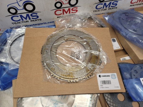 Claas Arion 640 Carraro 20.25 Si Front Axle Brake Plate Kit 64212, 0011469130 - Disques de frein: photos 2 Claas Arion 640 Carraro 20.25 Si Front Axle Brake Plate Kit 64212, 0011469130 - Disques de frein: photos 2