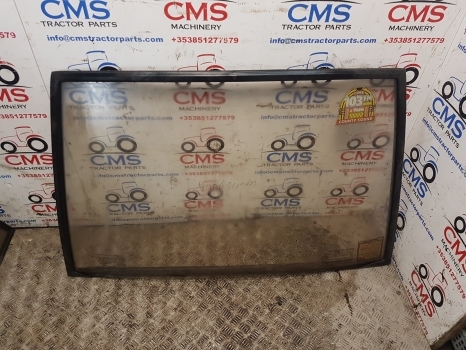 David Brown Case 90, 94 Series 1290, 1394, 1494 Windscreen K262895 K303699 - Fenêtre et pièces pour Tracteur agricole: photos 1 David Brown Case 90, 94 Series 1290, 1394, 1494 Windscreen K262895 K303699 - Fenêtre et pièces pour Tracteur agricole: photos 1
