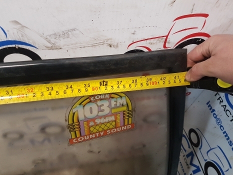 David Brown Case 90, 94 Series 1290, 1394, 1494 Windscreen K262895 K303699 - Fenêtre et pièces pour Tracteur agricole: photos 3 David Brown Case 90, 94 Series 1290, 1394, 1494 Windscreen K262895 K303699 - Fenêtre et pièces pour Tracteur agricole: photos 3