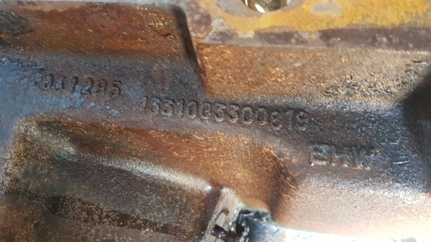 Deutz Agrotron 6.15 Rear Axle Housing Box 04417701 - Essieu arrière pour Tracteur agricole: photos 4 Deutz Agrotron 6.15 Rear Axle Housing Box 04417701 - Essieu arrière pour Tracteur agricole: photos 4