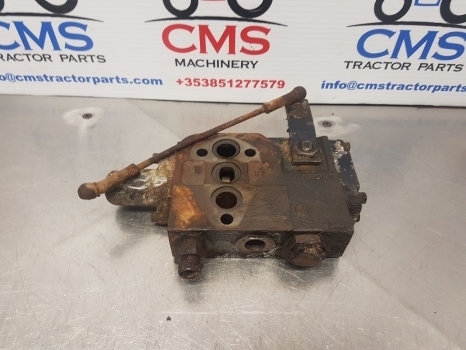 Deutz D07 7807,dx 120, 140, 160 Hydraulic Spool Valve 03593591 4335264r - Valve hydraulique pour Tracteur agricole: photos 1 Deutz D07 7807,dx 120, 140, 160 Hydraulic Spool Valve 03593591 4335264r - Valve hydraulique pour Tracteur agricole: photos 1