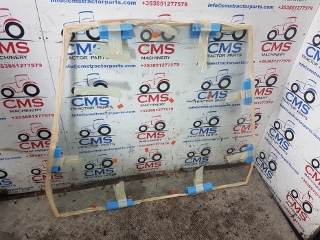 Fermec 750, 760, 860, 865, 955 Case 595 Sle Rear Cab Glass 113241 - Fenêtre et pièces pour Tracteur agricole: photos 2 Fermec 750, 760, 860, 865, 955 Case 595 Sle Rear Cab Glass 113241 - Fenêtre et pièces pour Tracteur agricole: photos 2