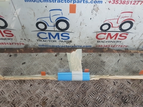 Fermec 750, 760, 860, 865, 955 Case 595 Sle Rear Cab Glass 113241 - Fenêtre et pièces pour Tracteur agricole: photos 5 Fermec 750, 760, 860, 865, 955 Case 595 Sle Rear Cab Glass 113241 - Fenêtre et pièces pour Tracteur agricole: photos 5