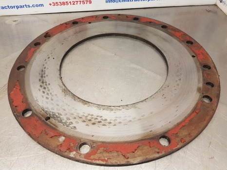Fiat 1180, 130-90, 140-90, 180-90, Ford 30 Series Brake Plate 5111281 - Disques de frein: photos 2 Fiat 1180, 130-90, 140-90, 180-90, Ford 30 Series Brake Plate 5111281 - Disques de frein: photos 2