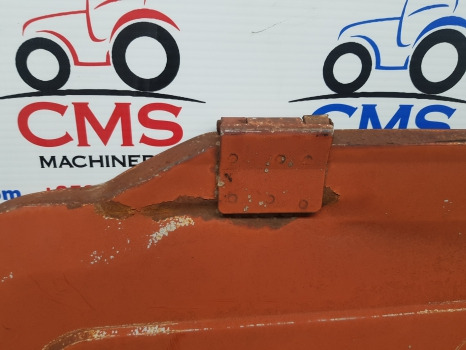 Fiat F100, F110, F115, F120, F130, F140 Air Conditioning Roof Hatch 5150852 - Carrosserie et extérieur pour Machine agricole: photos 3 Fiat F100, F110, F115, F120, F130, F140 Air Conditioning Roof Hatch 5150852 - Carrosserie et extérieur pour Machine agricole: photos 3