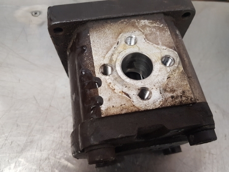 Ford 30 Seriesfiat 90-90, 56, 66, 76, 86 Series Single Hydraulic Pump 0510625362 - Pompe hydraulique pour Tracteur agricole: photos 3 Ford 30 Seriesfiat 90-90, 56, 66, 76, 86 Series Single Hydraulic Pump 0510625362 - Pompe hydraulique pour Tracteur agricole: photos 3