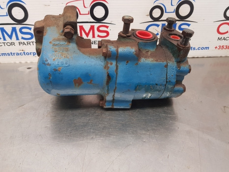 Ford 3000, 4000, 2000, 4500 Hydraulic Pump C5nn905a, C7nn600y, 81821210 - Pompe hydraulique: photos 2 Ford 3000, 4000, 2000, 4500 Hydraulic Pump C5nn905a, C7nn600y, 81821210 - Pompe hydraulique: photos 2