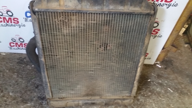 Ford 4500, 5000, 5100, 5600, 5500 Engine Water Cooling Radiator 86531508 - Radiateur pour Tracteur agricole: photos 4 Ford 4500, 5000, 5100, 5600, 5500 Engine Water Cooling Radiator 86531508 - Radiateur pour Tracteur agricole: photos 4
