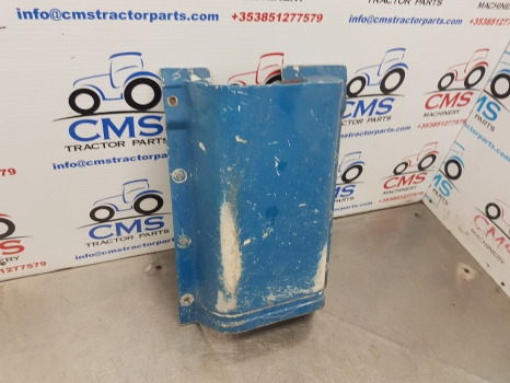 Ford 4610, 6610, 7710, 5610, 7410 Series Cab Steering Column Panel 83931786 - Cabine et intérieur: photos 2 Ford 4610, 6610, 7710, 5610, 7410 Series Cab Steering Column Panel 83931786 - Cabine et intérieur: photos 2