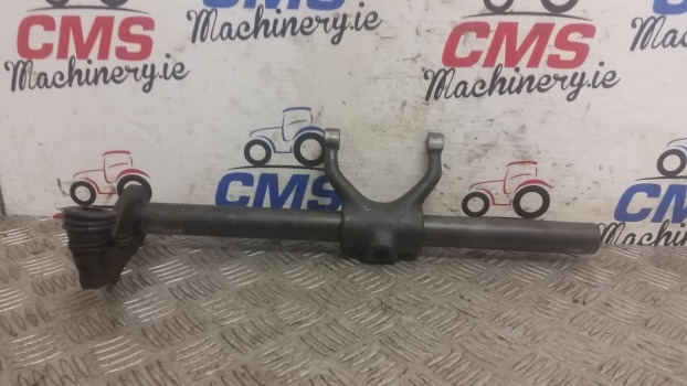 Ford 60, New Holland Tm Series Fiat F, M Series F130 Clutch Fork, Shaft 5149612 - Embrayage et pièces pour Machine agricole: photos 3 Ford 60, New Holland Tm Series Fiat F, M Series F130 Clutch Fork, Shaft 5149612 - Embrayage et pièces pour Machine agricole: photos 3