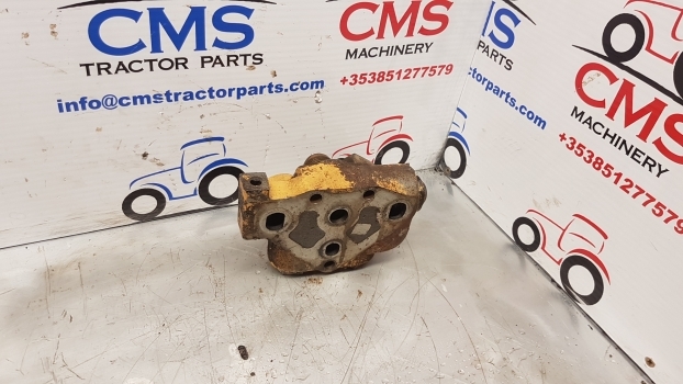Ford 655, 655a, 555, 555a Digger Loader Hydraulic Valve End Section E3nnc824aa - Valve hydraulique pour Tractopelle: photos 2 Ford 655, 655a, 555, 555a Digger Loader Hydraulic Valve End Section E3nnc824aa - Valve hydraulique pour Tractopelle: photos 2