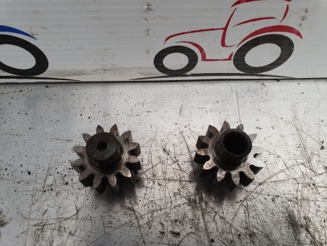 Ford 6640, 5640, 7740, 7840, 8240, 8340 Hydraulic Pump Gear Z 12 - Pompe hydraulique pour Tracteur agricole: photos 2 Ford 6640, 5640, 7740, 7840, 8240, 8340 Hydraulic Pump Gear Z 12 - Pompe hydraulique pour Tracteur agricole: photos 2