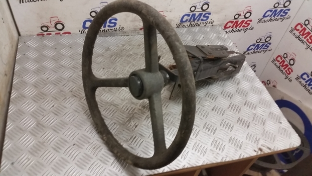 Ford 7840, 40 Series Steering Column Assembly With Steering Wheel 82009382 - Volant pour Tracteur agricole: photos 3 Ford 7840, 40 Series Steering Column Assembly With Steering Wheel 82009382 - Volant pour Tracteur agricole: photos 3