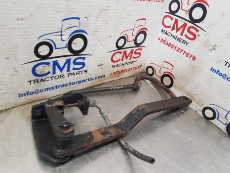 Ford New Holland 40, Ts Ser 7740, 7840, 8340 Hitch Control Lever Kit E9nnr950gc - Attache rapide pour Machine agricole: photos 5 Ford New Holland 40, Ts Ser 7740, 7840, 8340 Hitch Control Lever Kit E9nnr950gc - Attache rapide pour Machine agricole: photos 5