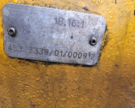 Jcb 530-105 Front axle differential unit complete 18.16/1 18.16:1, 18.16:1, 453/3338 - Essieu avant pour Machine agricole: photos 2 Jcb 530-105 Front axle differential unit complete 18.16/1 18.16:1, 18.16:1, 453/3338 - Essieu avant pour Machine agricole: photos 2