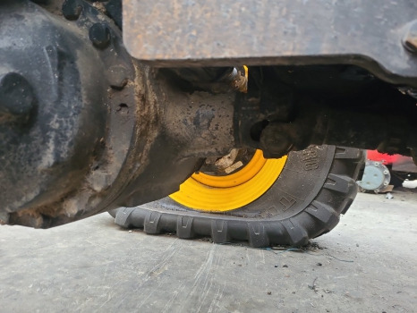Jcb 542-70 Ag Front axle differential unit complete 458/m6510, 458/m7488 - Essieu avant: photos 2 Jcb 542-70 Ag Front axle differential unit complete 458/m6510, 458/m7488 - Essieu avant: photos 2