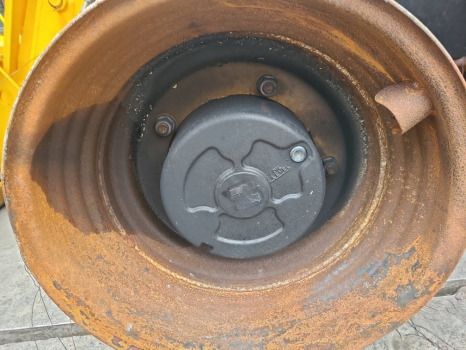 Jcb 542-70 Ag Sd70 Front axle hub lhs complete 453/23110, 453/23103 - Essieu avant: photos 1 Jcb 542-70 Ag Sd70 Front axle hub lhs complete 453/23110, 453/23103 - Essieu avant: photos 1