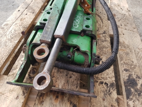 John Deere 6920, 6820, 6810, 6910 Pick Up Hitch Frame Al229594, Al220949 - Attache rapide pour Machine agricole: photos 5 John Deere 6920, 6820, 6810, 6910 Pick Up Hitch Frame Al229594, Al220949 - Attache rapide pour Machine agricole: photos 5