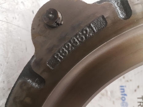 John Deere 6r Series 6215r, 6210r, 6170r Brake Piston R323621, R538229 - Pièces de frein pour Tracteur agricole: photos 2 John Deere 6r Series 6215r, 6210r, 6170r Brake Piston R323621, R538229 - Pièces de frein pour Tracteur agricole: photos 2