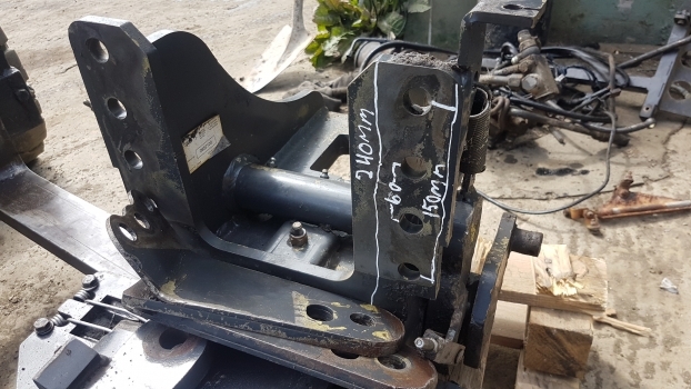Landini Mythos Tdi 115 Pick Up Hitch, May FitModels - Attache rapide pour Tracteur agricole: photos 3 Landini Mythos Tdi 115 Pick Up Hitch, May FitModels - Attache rapide pour Tracteur agricole: photos 3