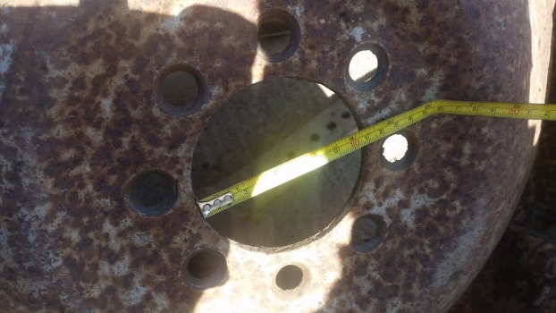 Massey Ferguson 135 Rear Wheel And Tyre 12.4/11-28. 1please Check By The Photos - Roue complète pour Tracteur agricole: photos 4 Massey Ferguson 135 Rear Wheel And Tyre 12.4/11-28. 1please Check By The Photos - Roue complète pour Tracteur agricole: photos 4