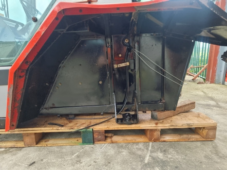 Cabine Massey Ferguson 3000 Series, 3050, 3070, 3080, 3090 Cab Complete Sold, Sold: photos 7 Cabine Massey Ferguson 3000 Series, 3050, 3070, 3080, 3090 Cab Complete Sold, Sold: photos 7