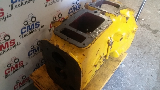 Massey Ferguson 50b Transmission Gearbox Housing 52380m2 - Boîte de vitesse et pièces pour Tractopelle: photos 4 Massey Ferguson 50b Transmission Gearbox Housing 52380m2 - Boîte de vitesse et pièces pour Tractopelle: photos 4