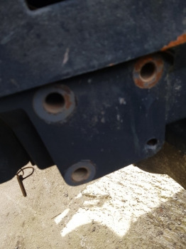 Massey Ferguson 5445, 5455, 5435, 5425 Front Axle Bracket 3777594m16 - Suspension: photos 4 Massey Ferguson 5445, 5455, 5435, 5425 Front Axle Bracket 3777594m16 - Suspension: photos 4