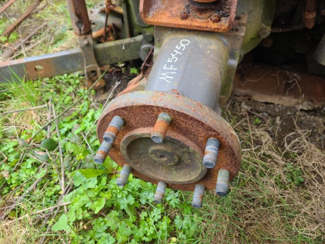 Massey Ferguson 5450 Rear half axle rhs 3067118 - Essieu arrière pour Machine agricole: photos 3 Massey Ferguson 5450 Rear half axle rhs 3067118 - Essieu arrière pour Machine agricole: photos 3