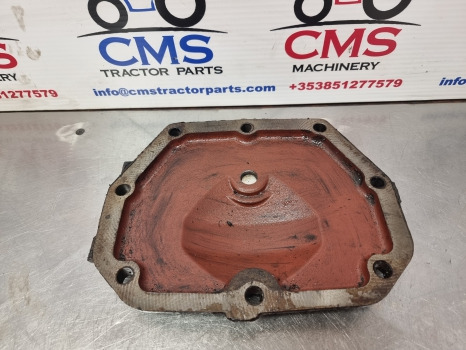 Massey Ferguson 5612, 5400, 5600 Series, Rear Axle Cover 4305628m8 - Essieu arrière: photos 3 Massey Ferguson 5612, 5400, 5600 Series, Rear Axle Cover 4305628m8 - Essieu arrière: photos 3