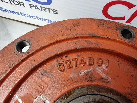 Massey Ferguson 6180, 3050, 3095 Bearing Housing Lh 3382014m1 - Essieu arrière: photos 3 Massey Ferguson 6180, 3050, 3095 Bearing Housing Lh 3382014m1 - Essieu arrière: photos 3