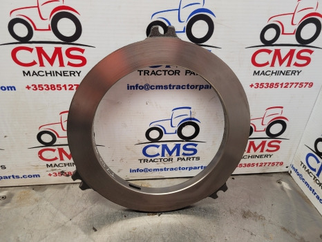 New Holland Case Cvx Autocommand T7, Puma T7.210 Brake Plate 84146523 - Disques de frein: photos 1 New Holland Case Cvx Autocommand T7, Puma T7.210 Brake Plate 84146523 - Disques de frein: photos 1