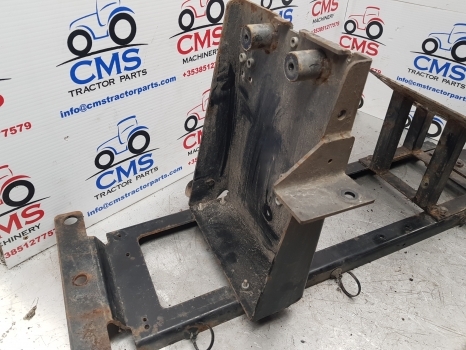 New Holland Case Puma 145, T7.200 Hood Support Assy 84337706, 84485123, 84268312 - Capot pour Tracteur agricole: photos 2 New Holland Case Puma 145, T7.200 Hood Support Assy 84337706, 84485123, 84268312 - Capot pour Tracteur agricole: photos 2