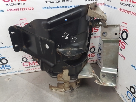 New Holland T5.105, T5.95, Case Farmal Se Engine Hood Support 84478152, 84538400 - Capot pour Tracteur agricole: photos 4 New Holland T5.105, T5.95, Case Farmal Se Engine Hood Support 84478152, 84538400 - Capot pour Tracteur agricole: photos 4